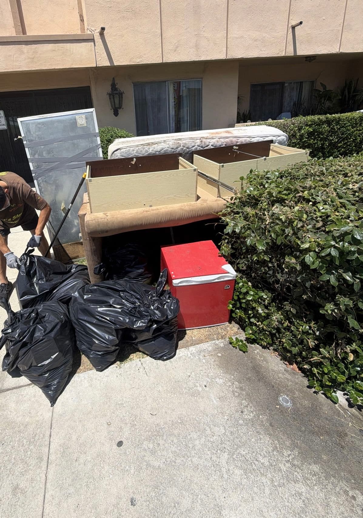 Project Full Property Cleanout at a Residential Apartment Complex image
