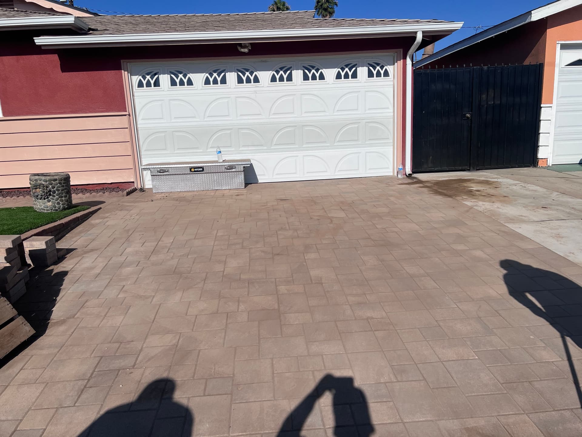 Transforming Messy Driveways into Pristine Spaces