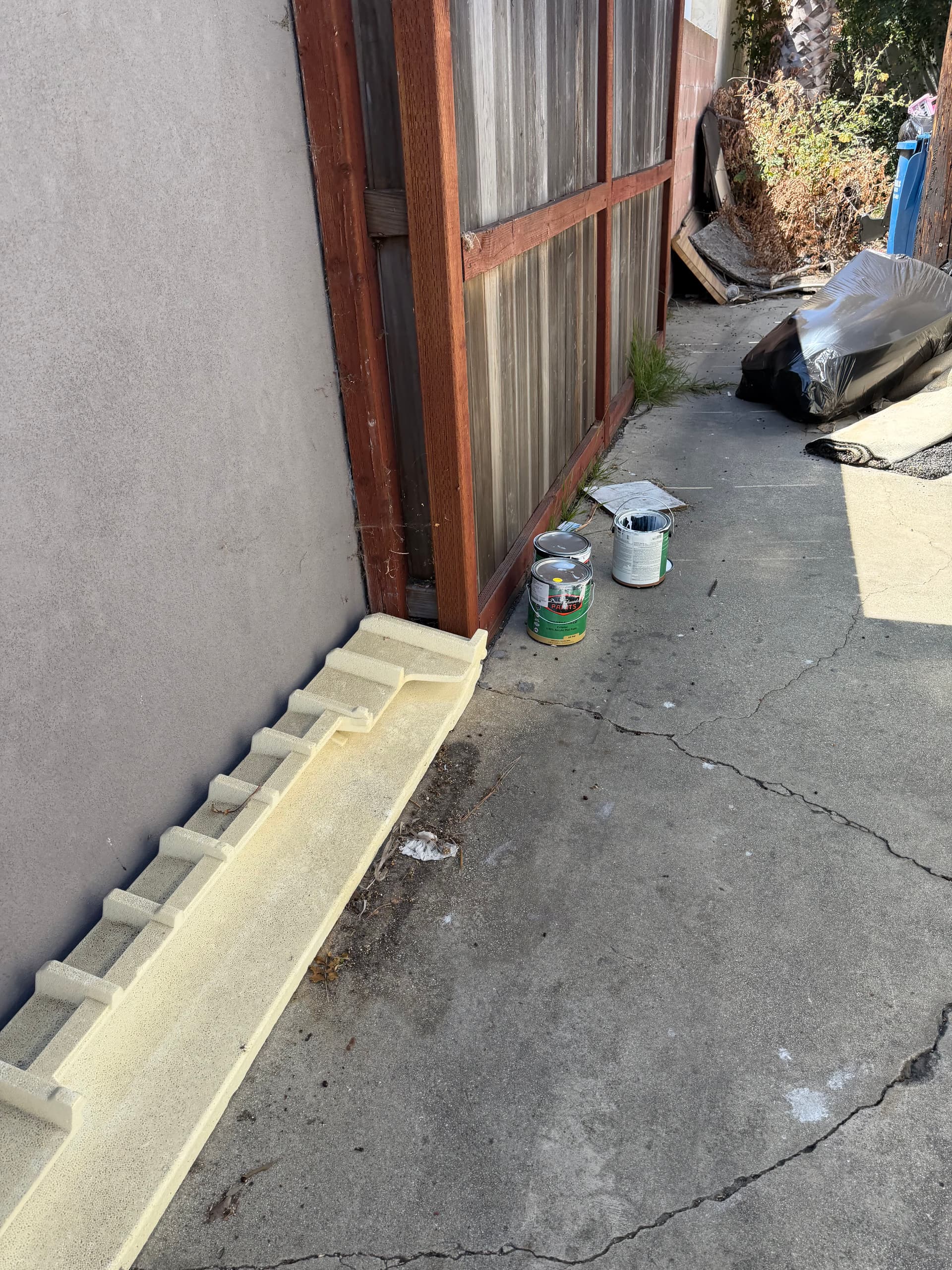 Side-of-Garage Junk Removal Done Right image