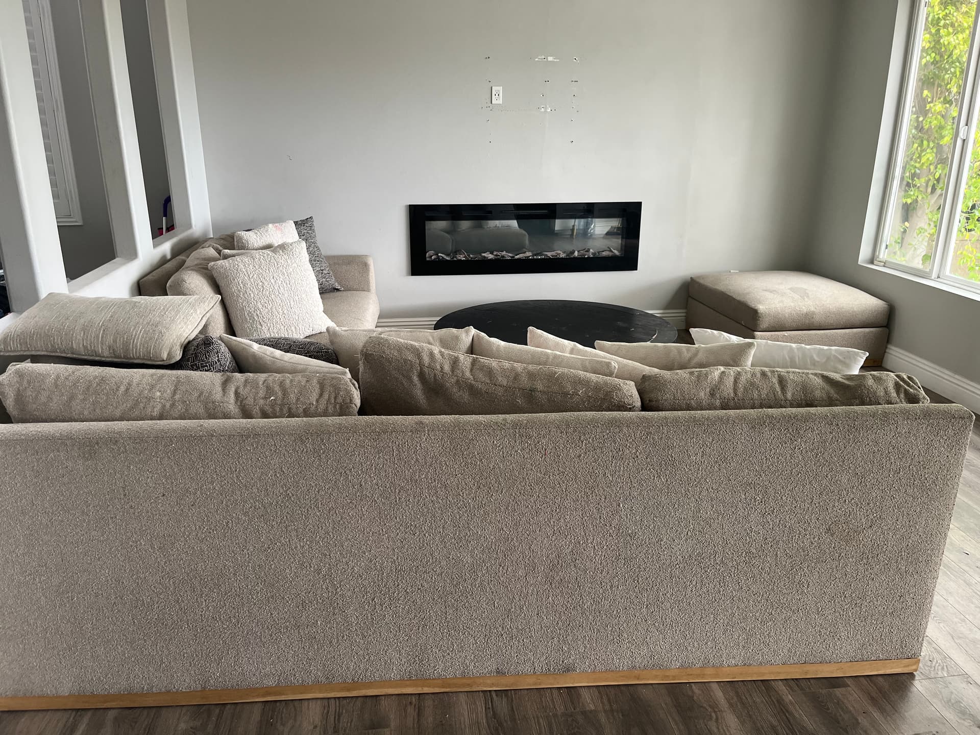 Full Eviction Cleanout Leaves This Rental Property Move-In Ready image