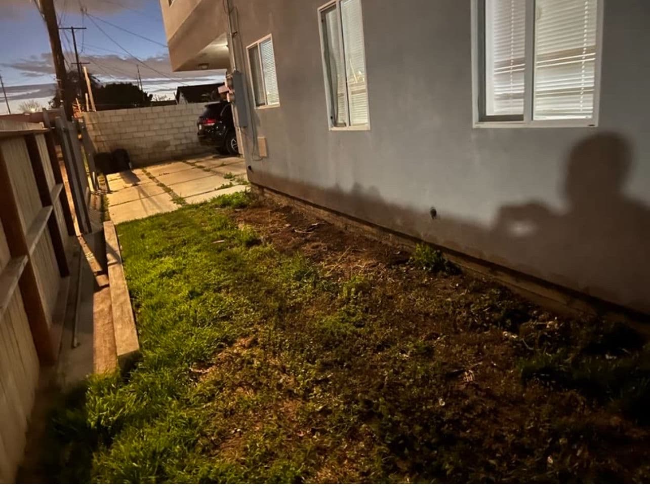 Gallery photos for Couch Removal in Pasadena: Image #1