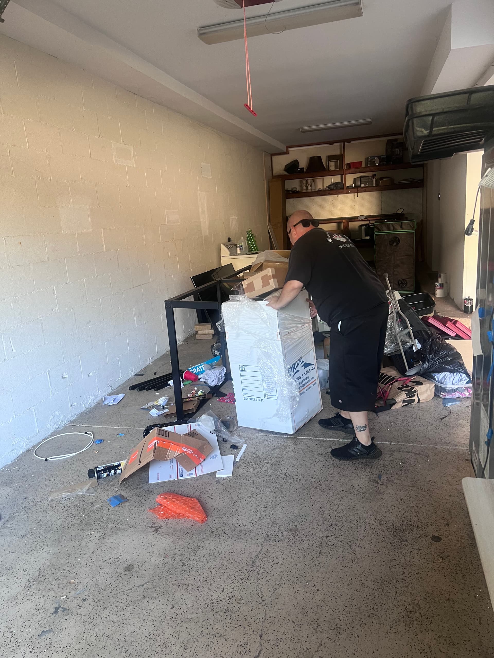 Gallery photos for Move-Out Garage Cleanout Turned a Packed Space Empty: Image #1