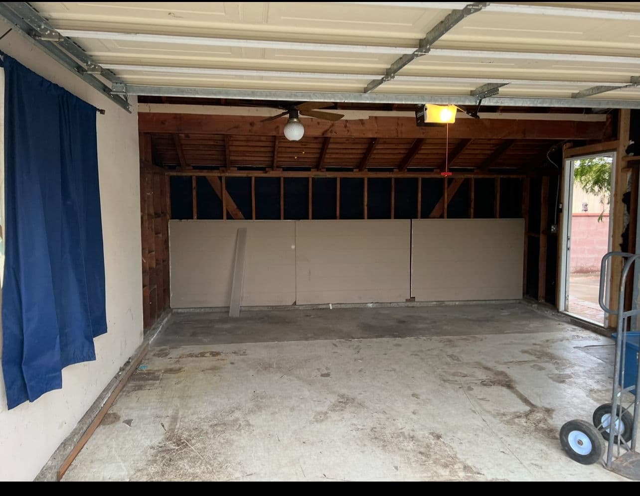 Gallery photos for Garage Cleanout That Took Back Every Square Foot: Image #1