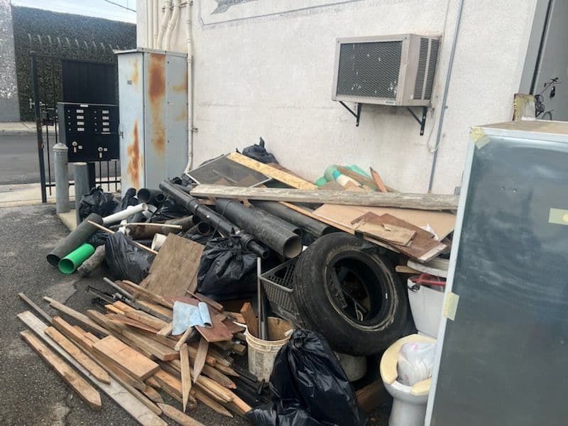 Gallery photos for Clutter-Free Alley: A Complete Property Cleanout Transformation: Image #1