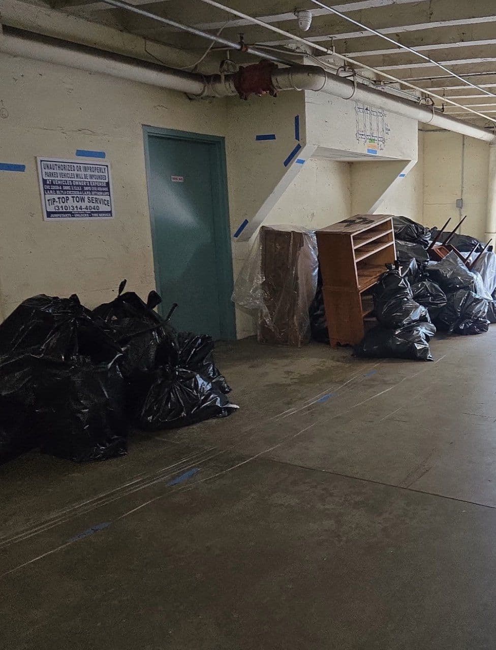 Project Efficient Apartment Cleanout in Santa Monica image