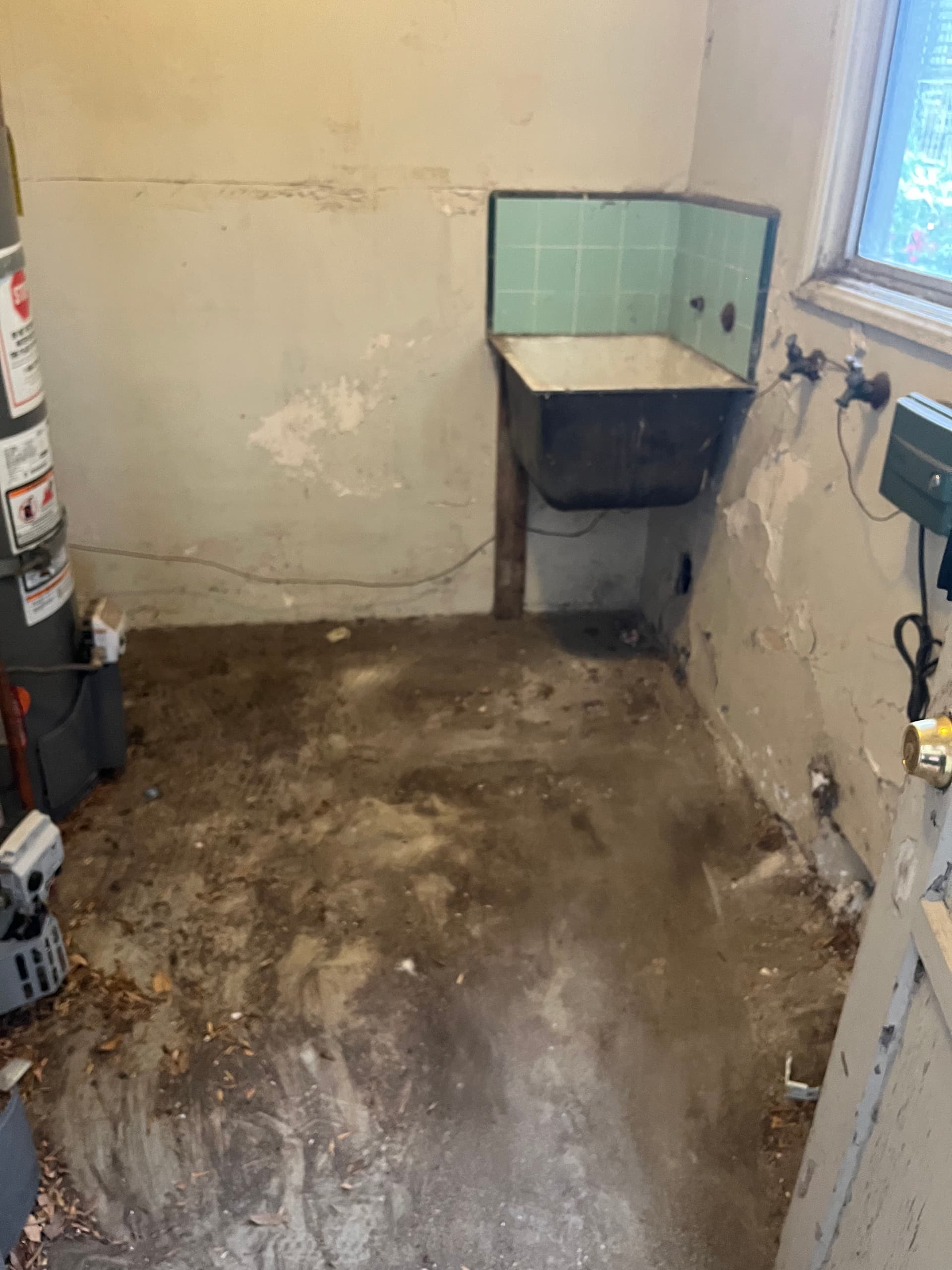 Gallery photos for Old Laundry Room Cleanout With Years of Junk Piled Up: Image #3