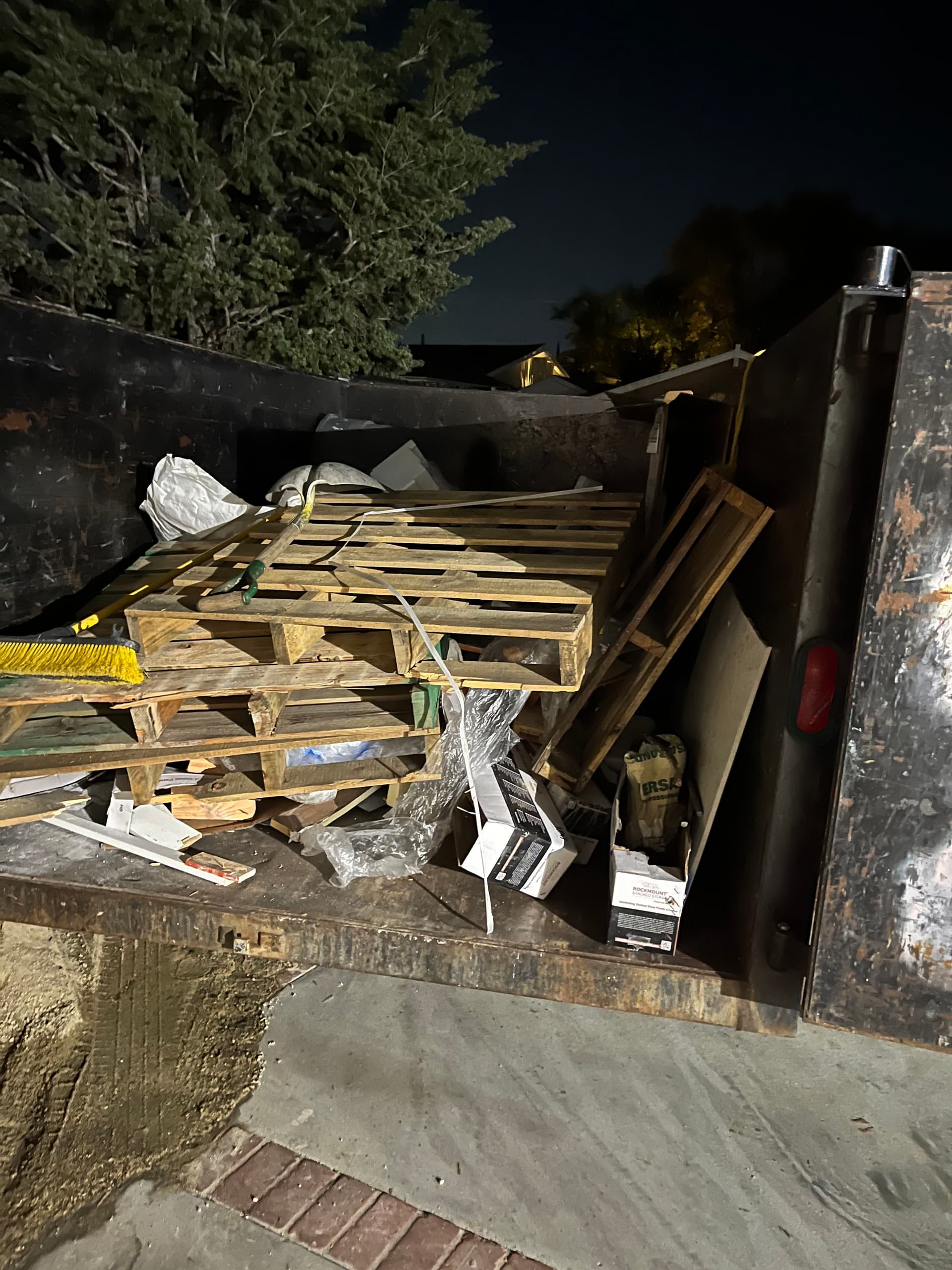 Gallery photos for Junk Removal Success Story in Glendale: Image #1